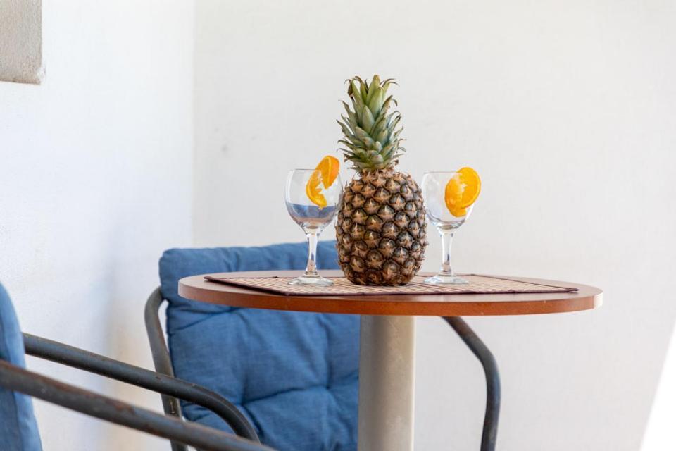 Sunny Grapes Apartments Budva Room photo